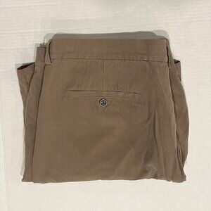 Tommy Bahama Men's‎ 40 Silk Brown Lightweight Flat Front Chino Shorts